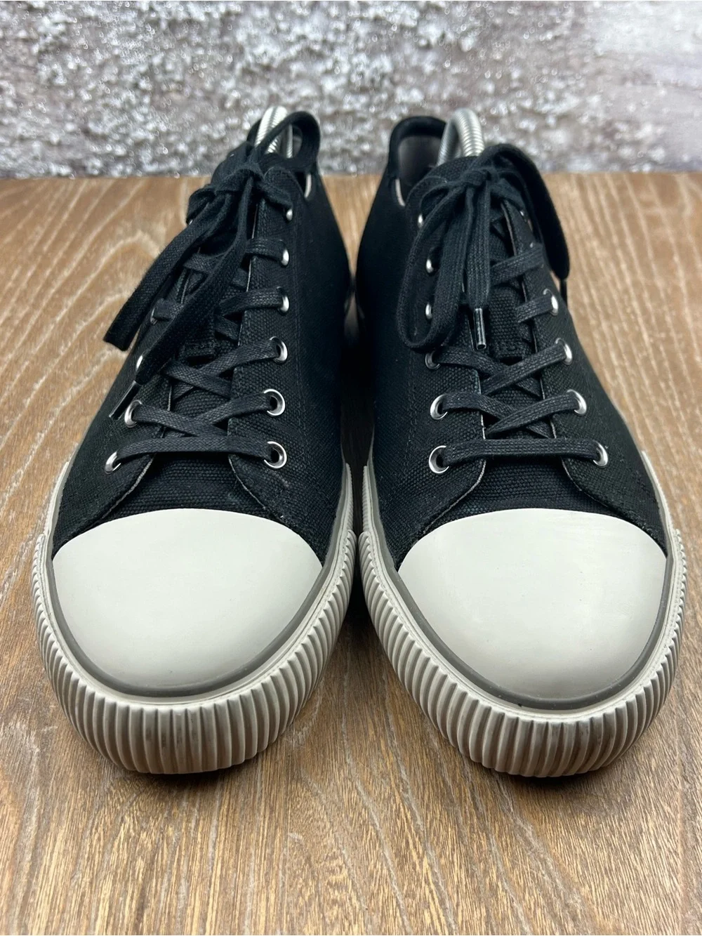 602 ALLSAINTS DILLON Men's Classic Black Canvas Low-Top Sneakers White Toe 11